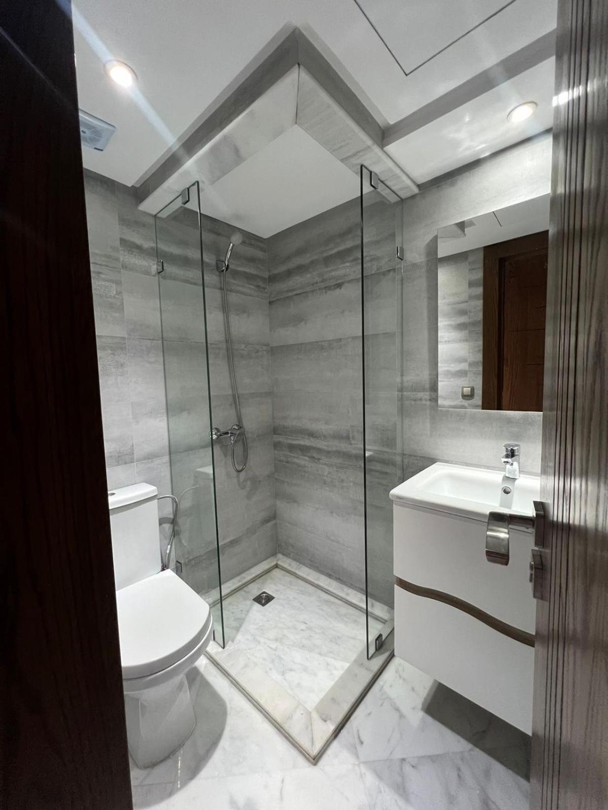 Luxury Apartment Charf Bagian luar foto