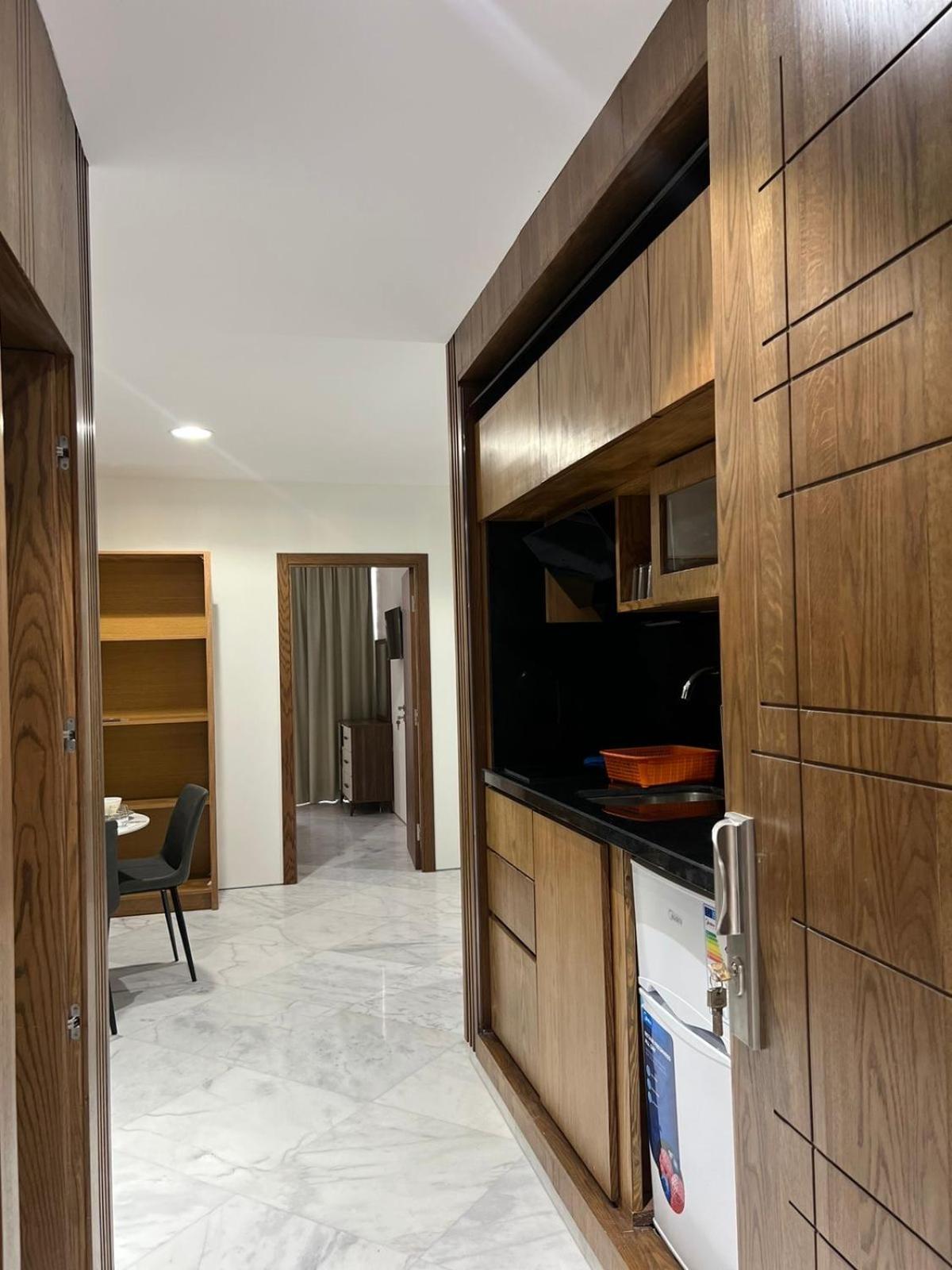 Luxury Apartment Charf Bagian luar foto