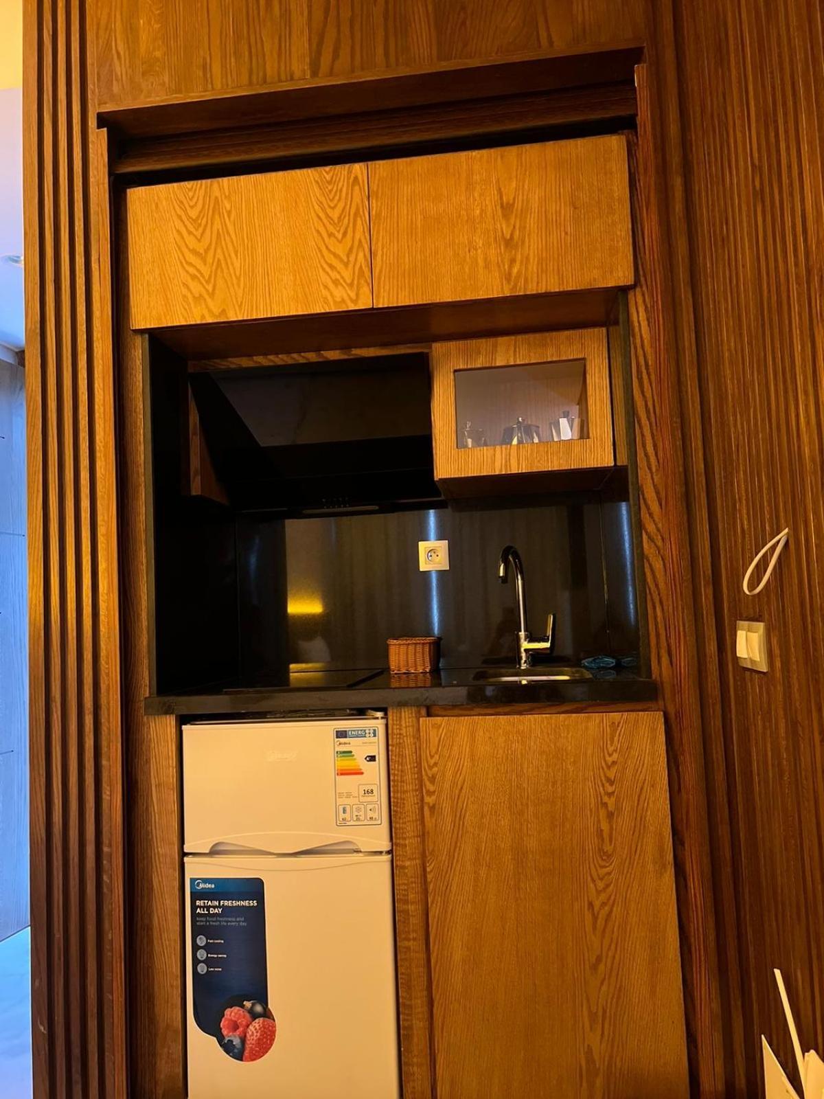 Luxury Apartment Charf Bagian luar foto