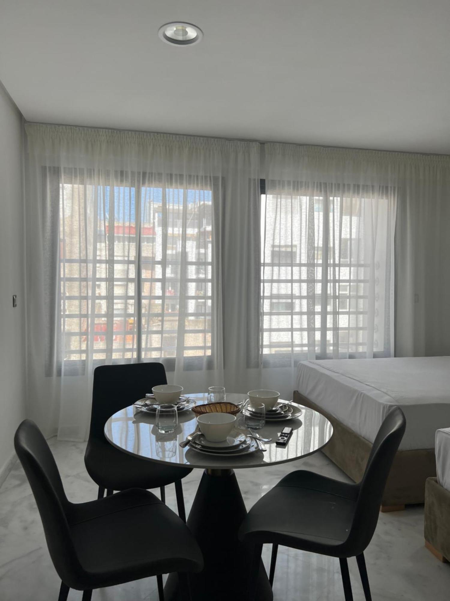 Luxury Apartment Charf Bagian luar foto